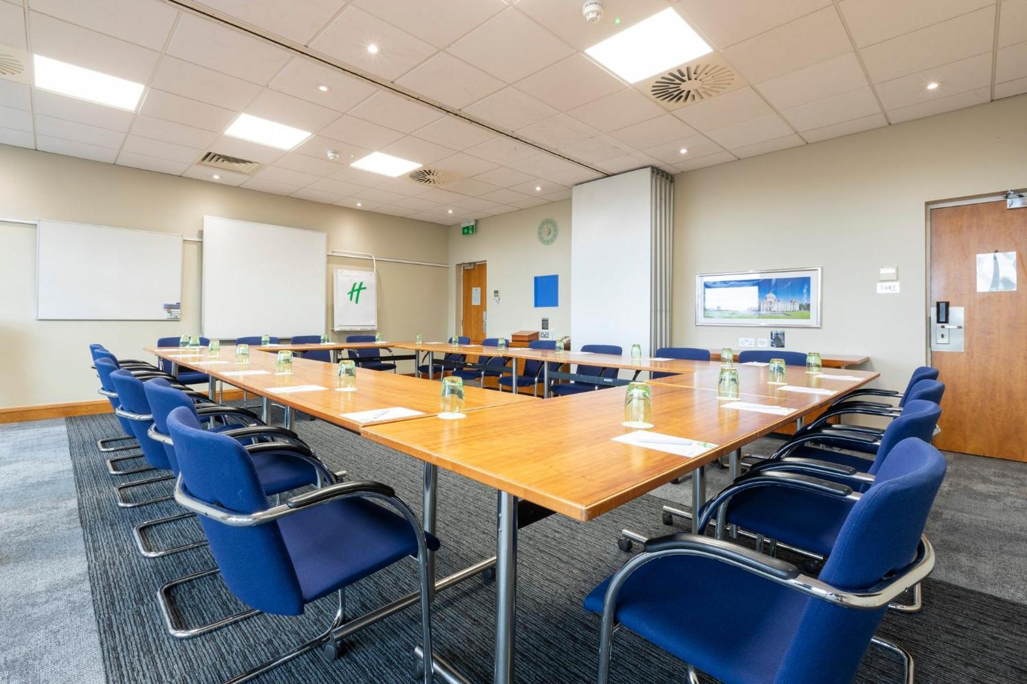 Holiday Inn Cardiff City By Ihg Luaran gambar